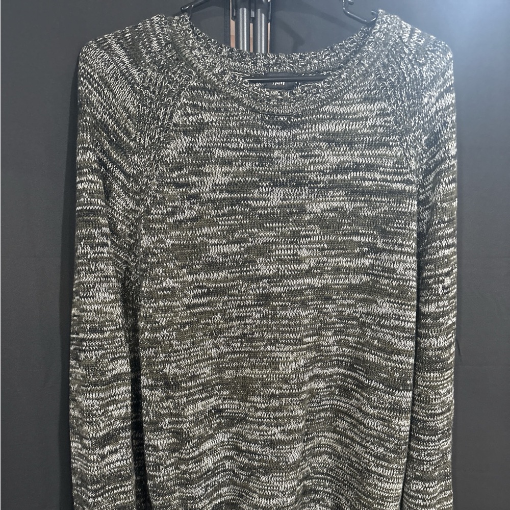 H&M Gray and Black Knit Sweater